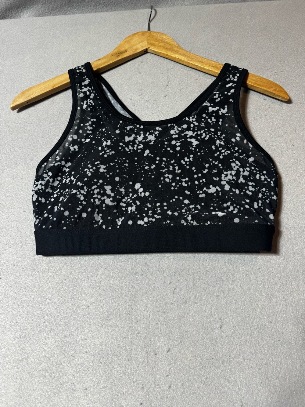 Fabletics Black and White Speckled Sports Bra - Women Tops Fits 34B